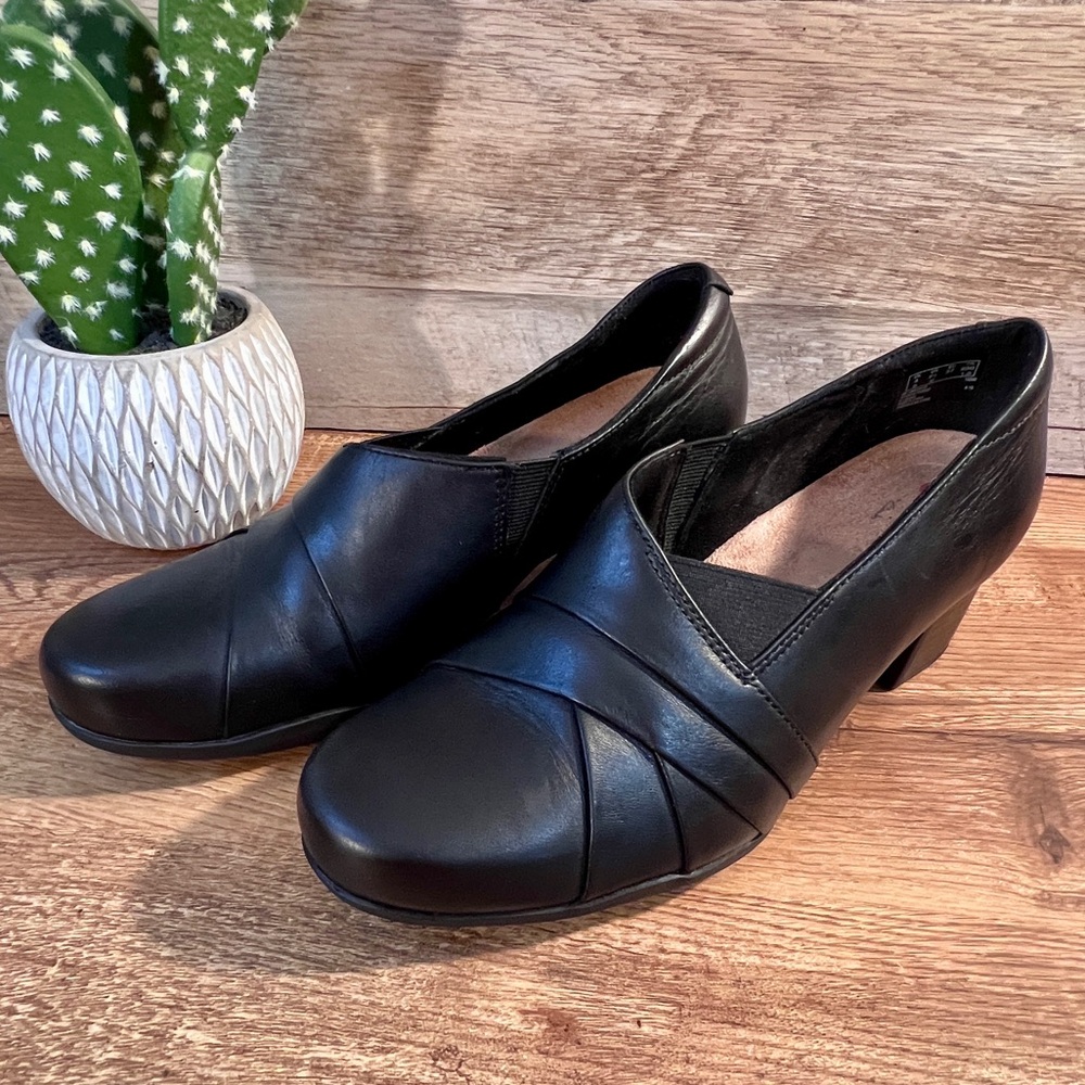 Clarks Unstructured Black Leather Comfort Block Heels Work‎ Shoes Size 6.5